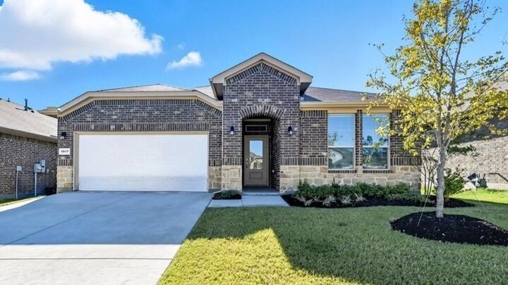 Property Photo:  1917 Jackson Street  TX 76033