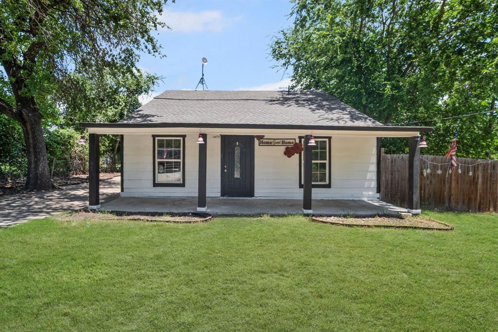Property Photo:  1608 Newsom Mound Road  TX 76082 