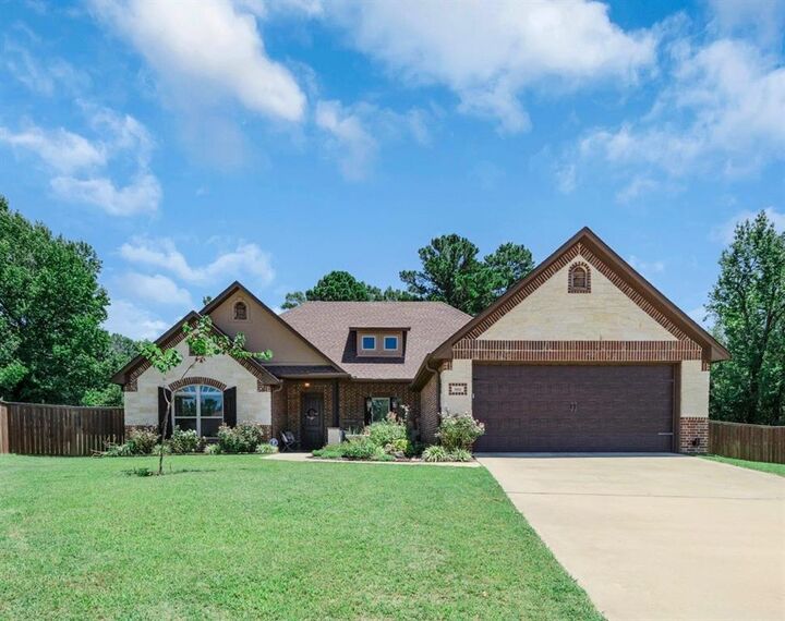 3922 Gable Crest  Longview TX 75605 photo