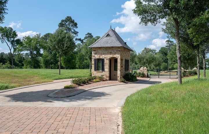 Property Photo: 0 Cross Ridge Court 156 LA 71106