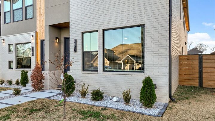 Property Photo:  1145 NE Monroe Street  AR 72712 