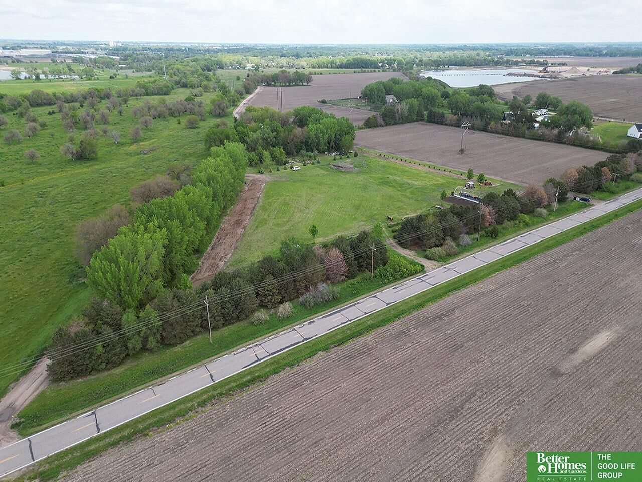 Property Photo: 1512 E Stolley Park Road Lot 4 NE 68801