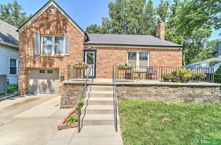 5902 Leavenworth Street  Omaha NE 68106 photo