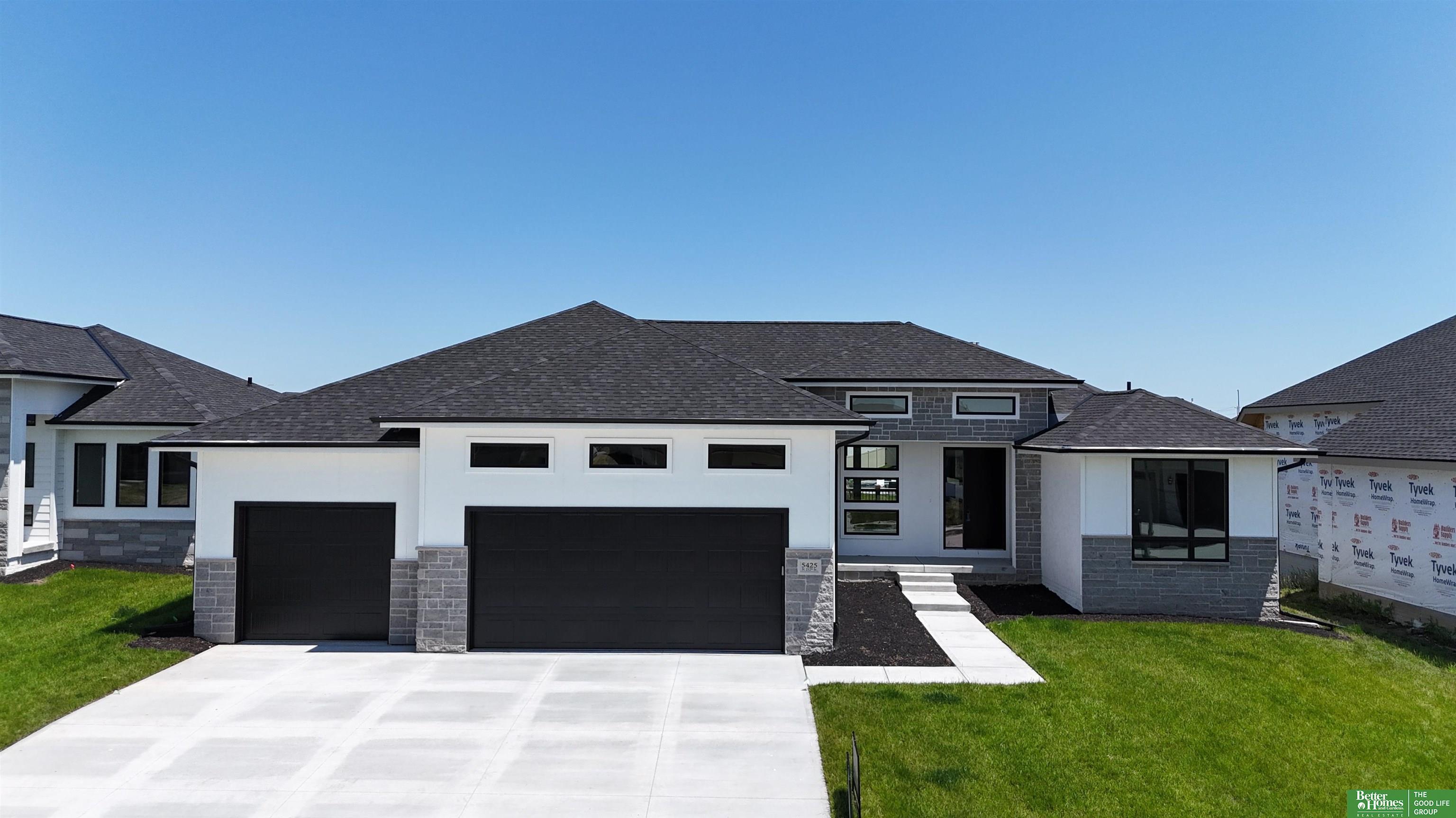 5425 N 212 Street  Elkhorn NE 68022 photo