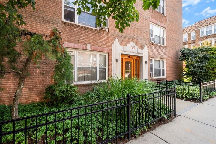 Property Photo:  88 Strathmore 7  MA 02135 