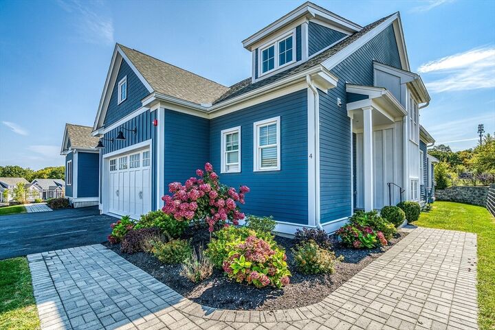 Property Photo: 10 Waterville Lane 10 MA 01748