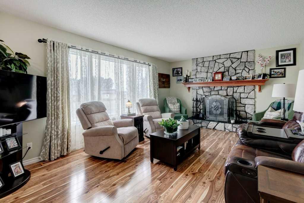 Property Photo: 309 2 Street AB T0M 1B0