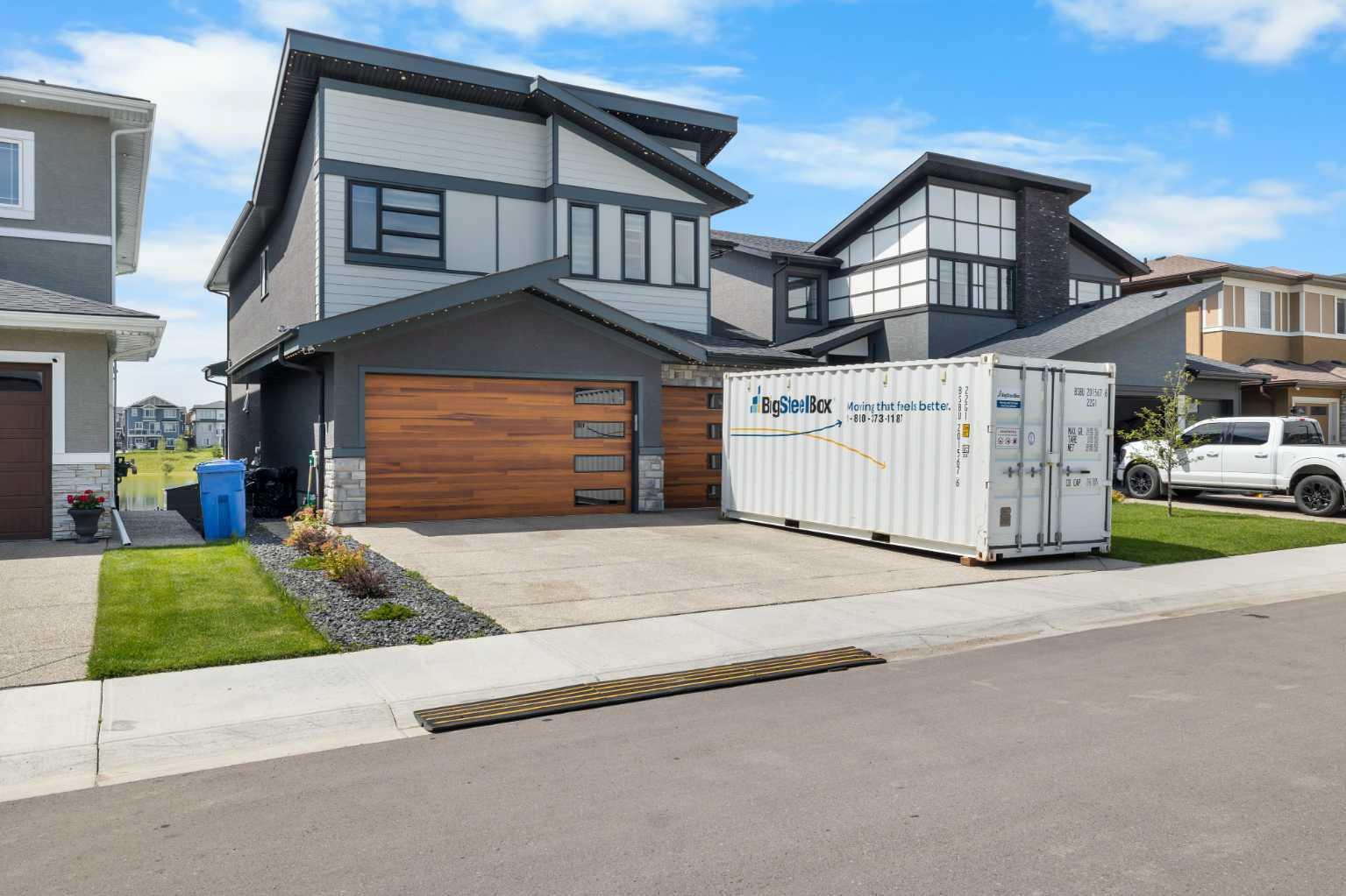 Photo de la propriété: 20 Waterford Heights AB T1X 2M8