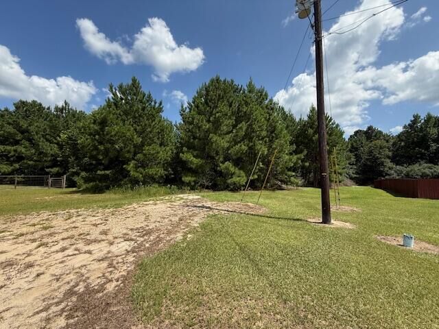 Property Photo:  Veterans Ln  LA 71446 