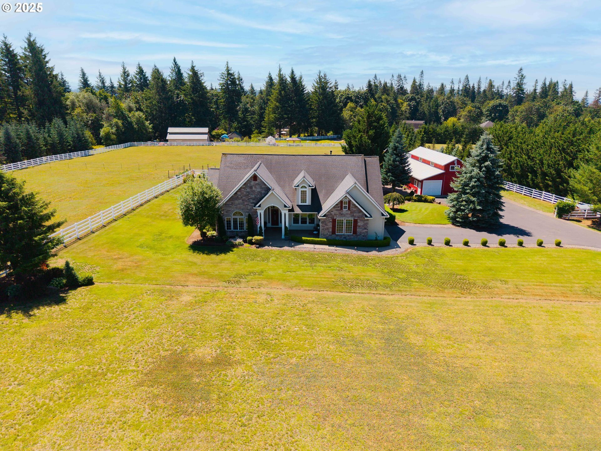 Property Photo:  38901 NE 25th St  WA 98671 