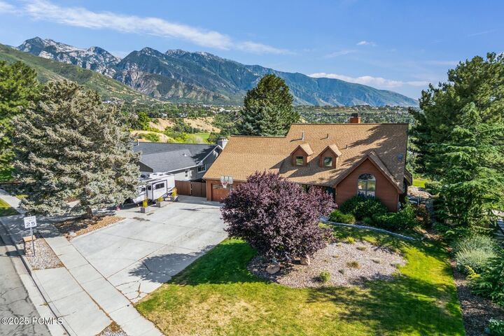 Property Photo:  2986 E Scandia Way  UT 84093 