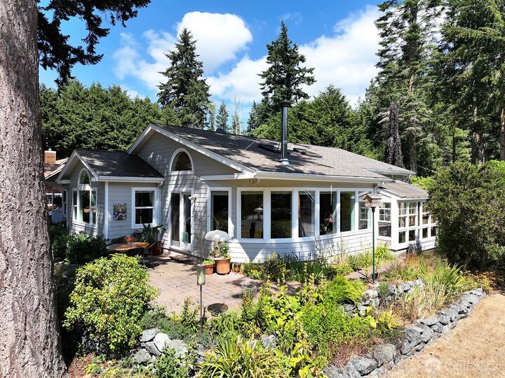 3681  Lagoon View Drive  Greenbank WA 98253 photo