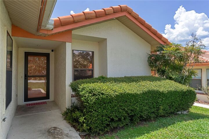 Property Photo: 503 Palma Ceia Point FL 34450