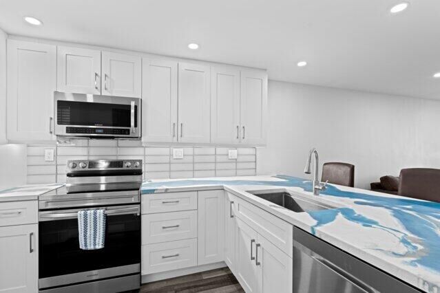 Property Photo: 6 Royal Palm Way 509 FL 33432