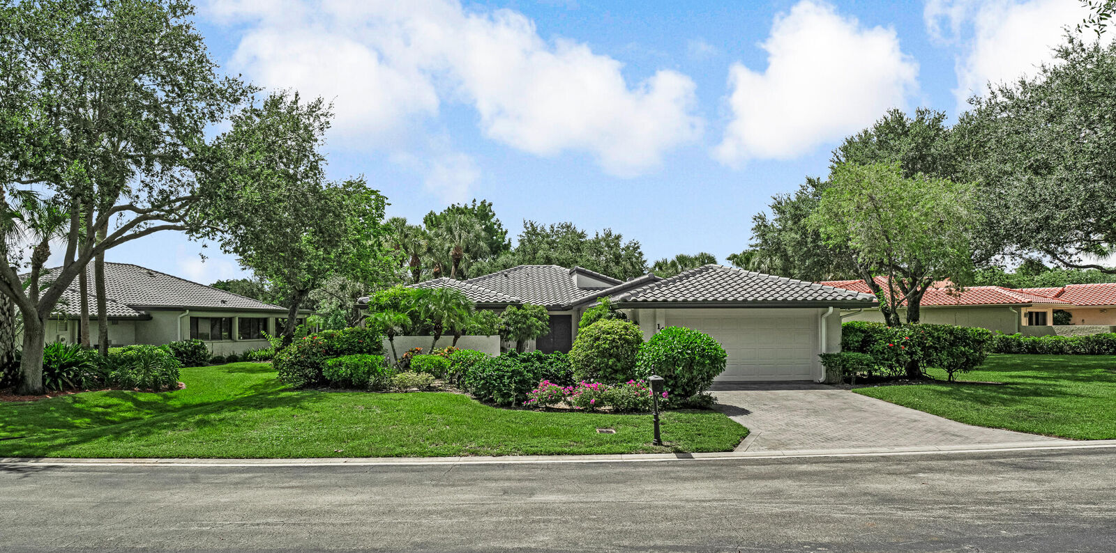 Property Photo:  14 Bristol Circle  FL 33436 