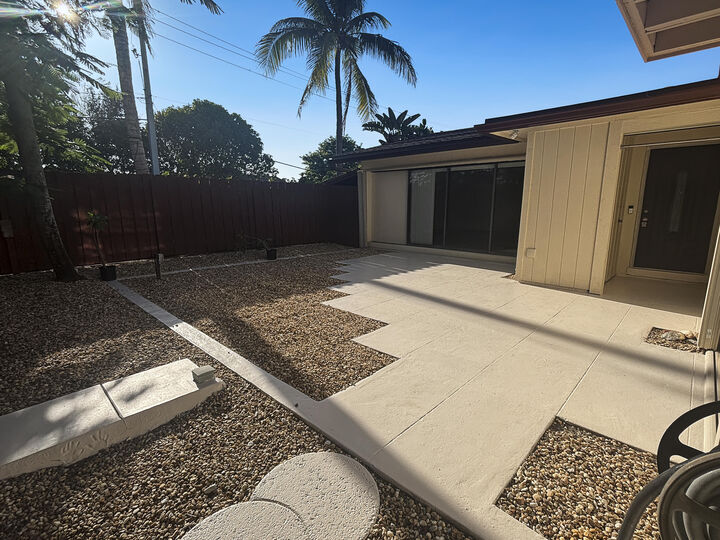 Property Photo:  4208 N Landar Drive Drive N  FL 33463 