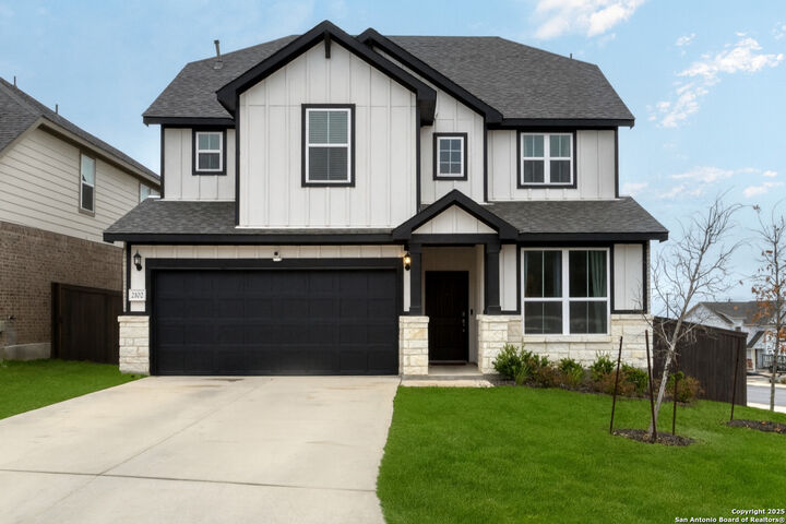 Property Photo:  2102 Dalhart  TX 78253 