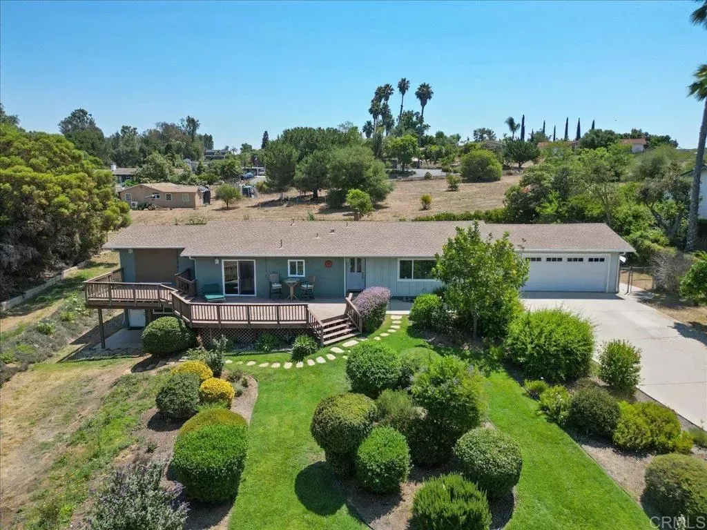 Property Photo: 1344 Morro Road CA 92028