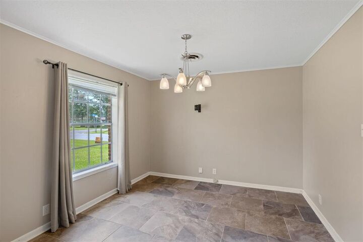 Property Photo: 224 S Hazel Street S LA 70663