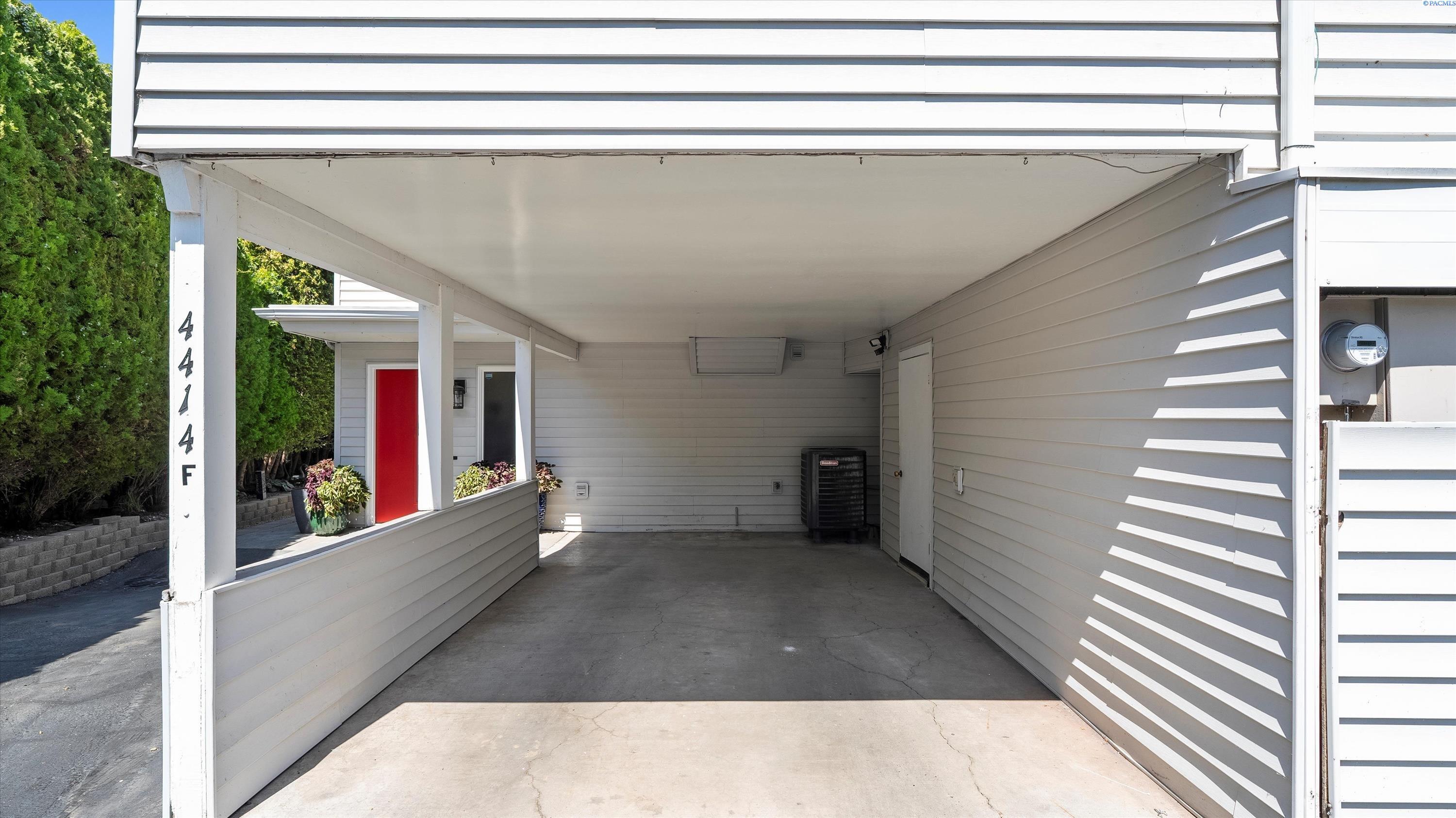 Property Photo: 4414 W Rio Grande Ave Unit F WA 99336