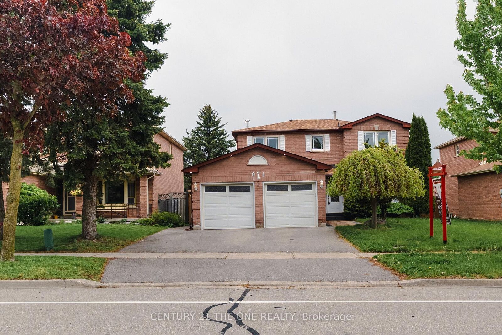 Property Photo:  971 Leslie Valley Drive  ON L3Y 7E7 