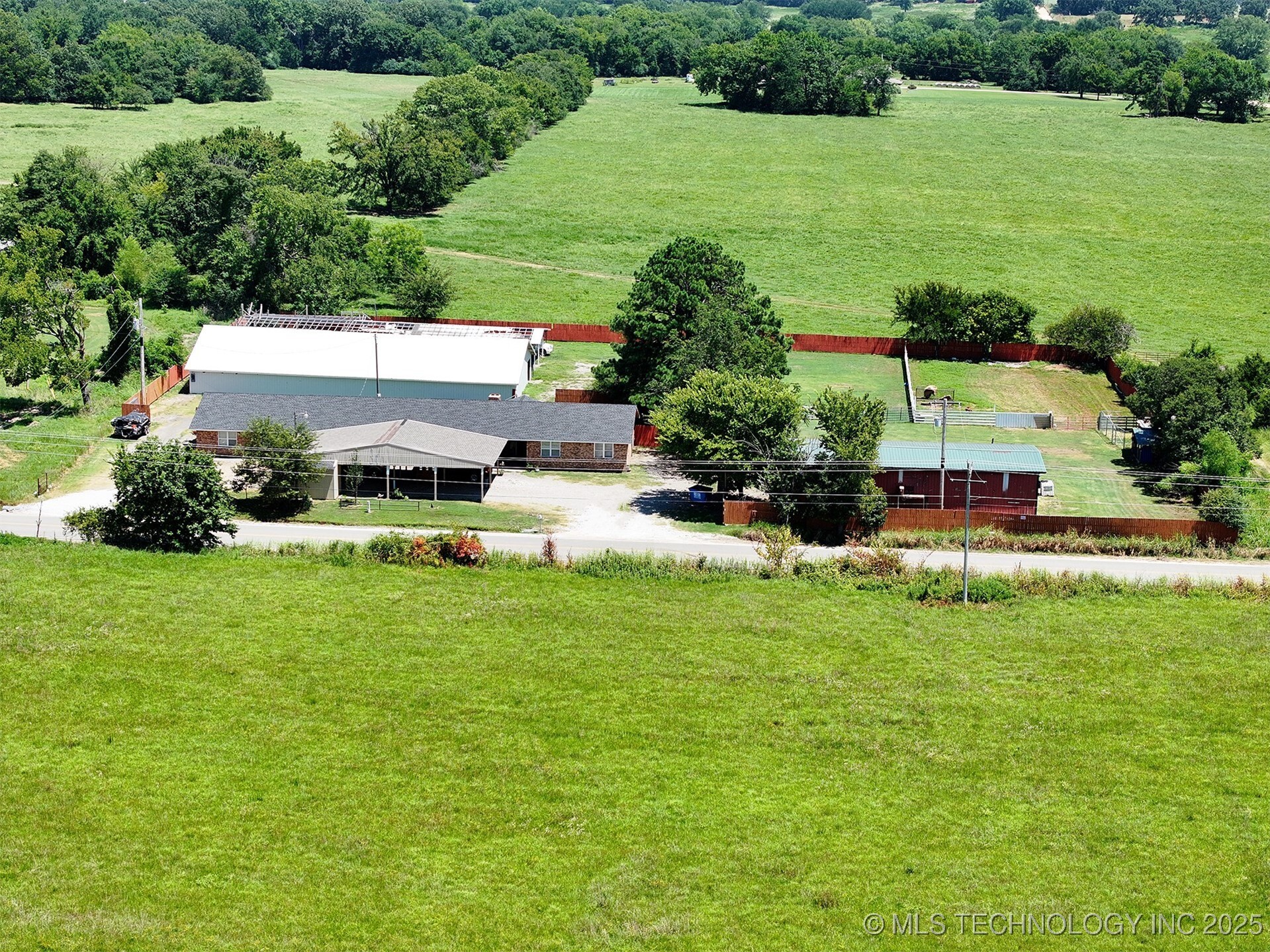 Property Photo: 107903 S 4570 Road OK 74955
