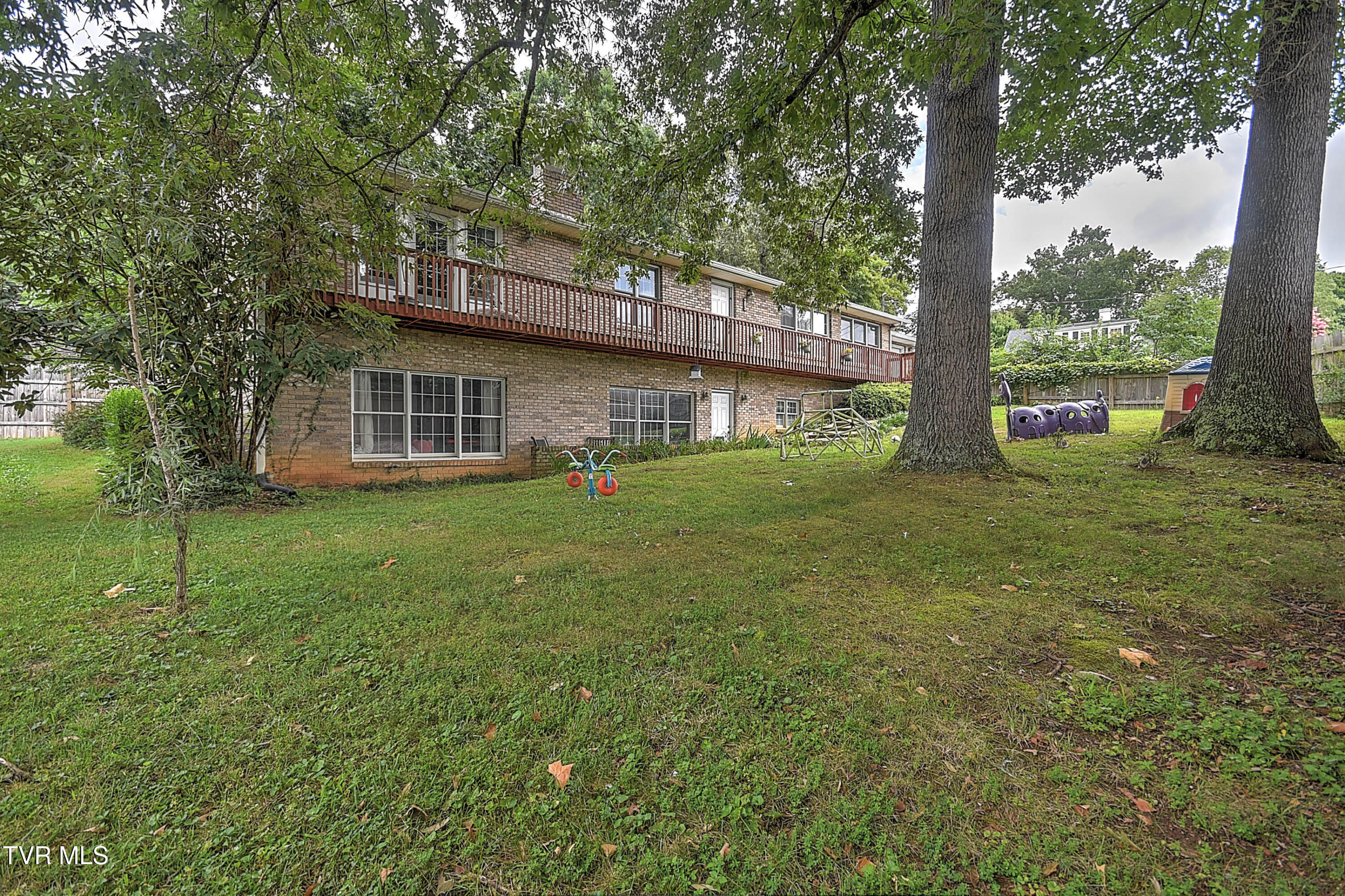Property Photo: 203 Fairfield Drive TN 37620