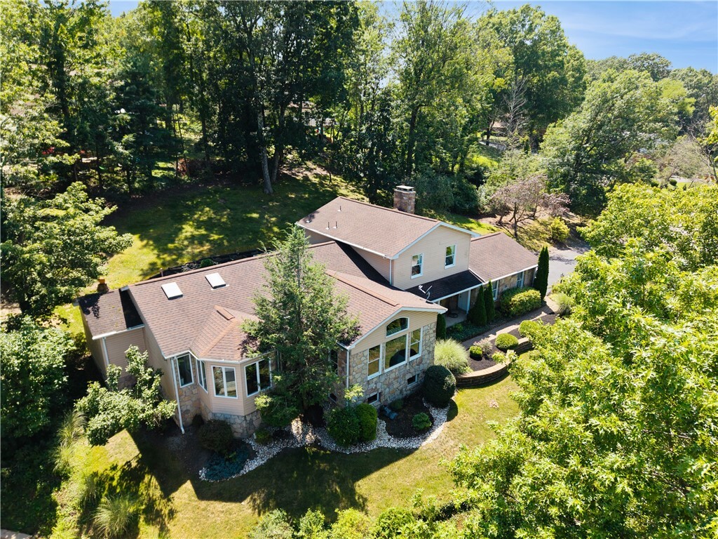 Property Photo: 3218 Ridgeway Rd PA 15601