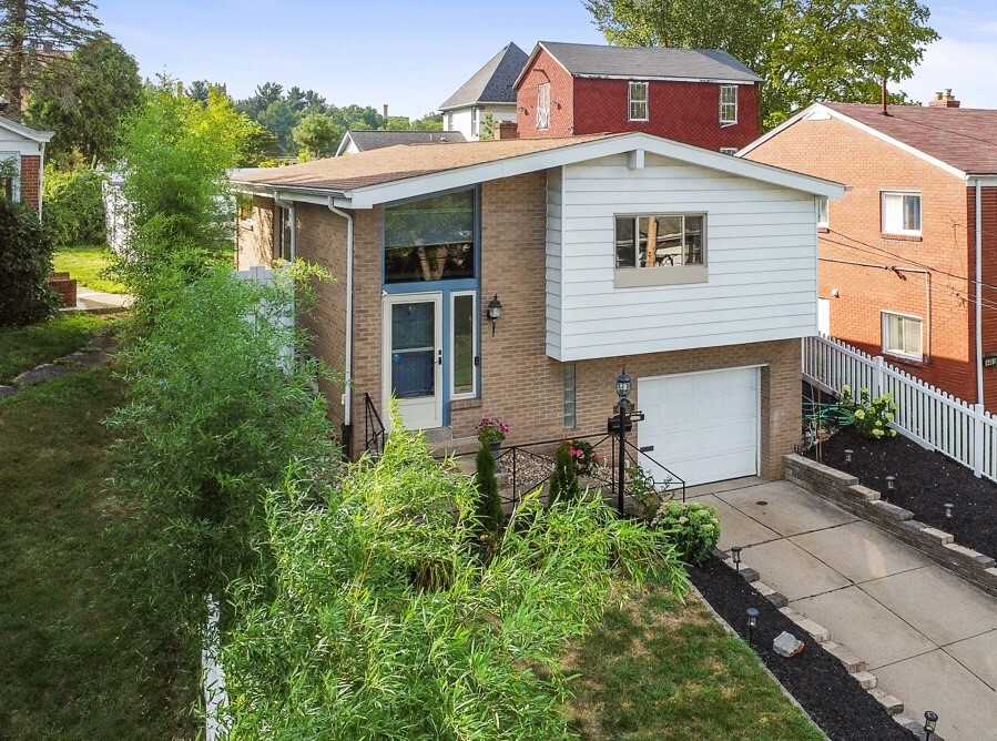Property Photo:  4455 Highridge St  PA 15214 