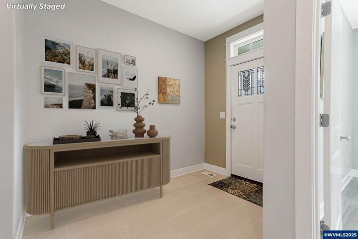 Property Photo: 1125 SW Cole Pl OR 97333