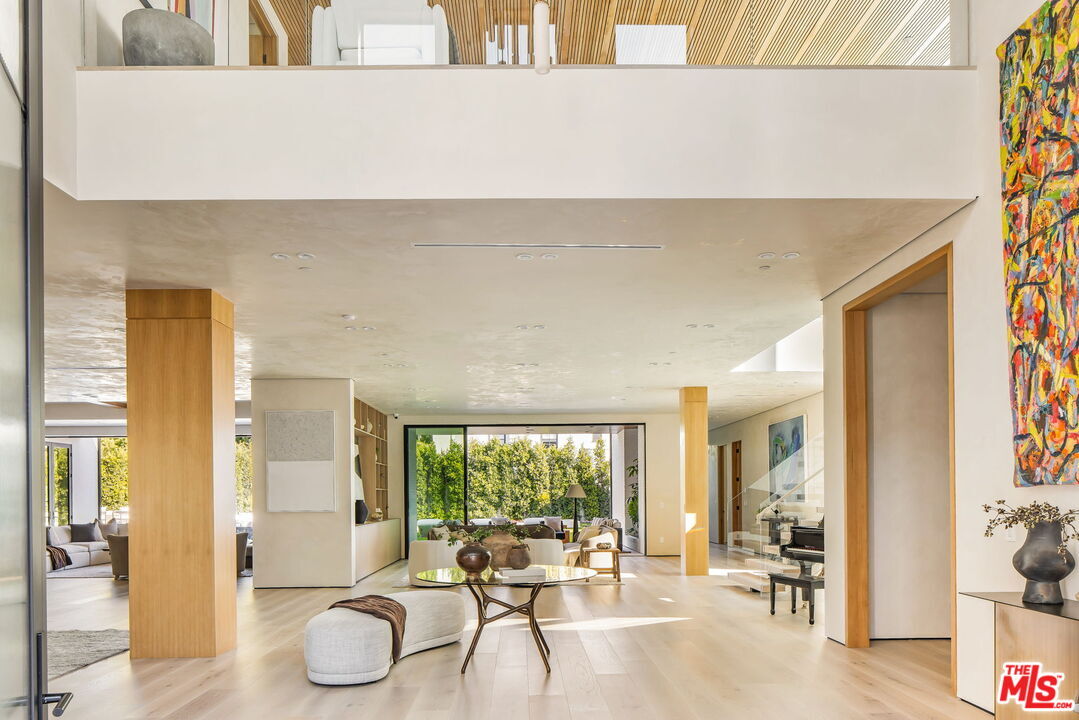 Property Photo: 10386 Strathmore Dr CA 90024