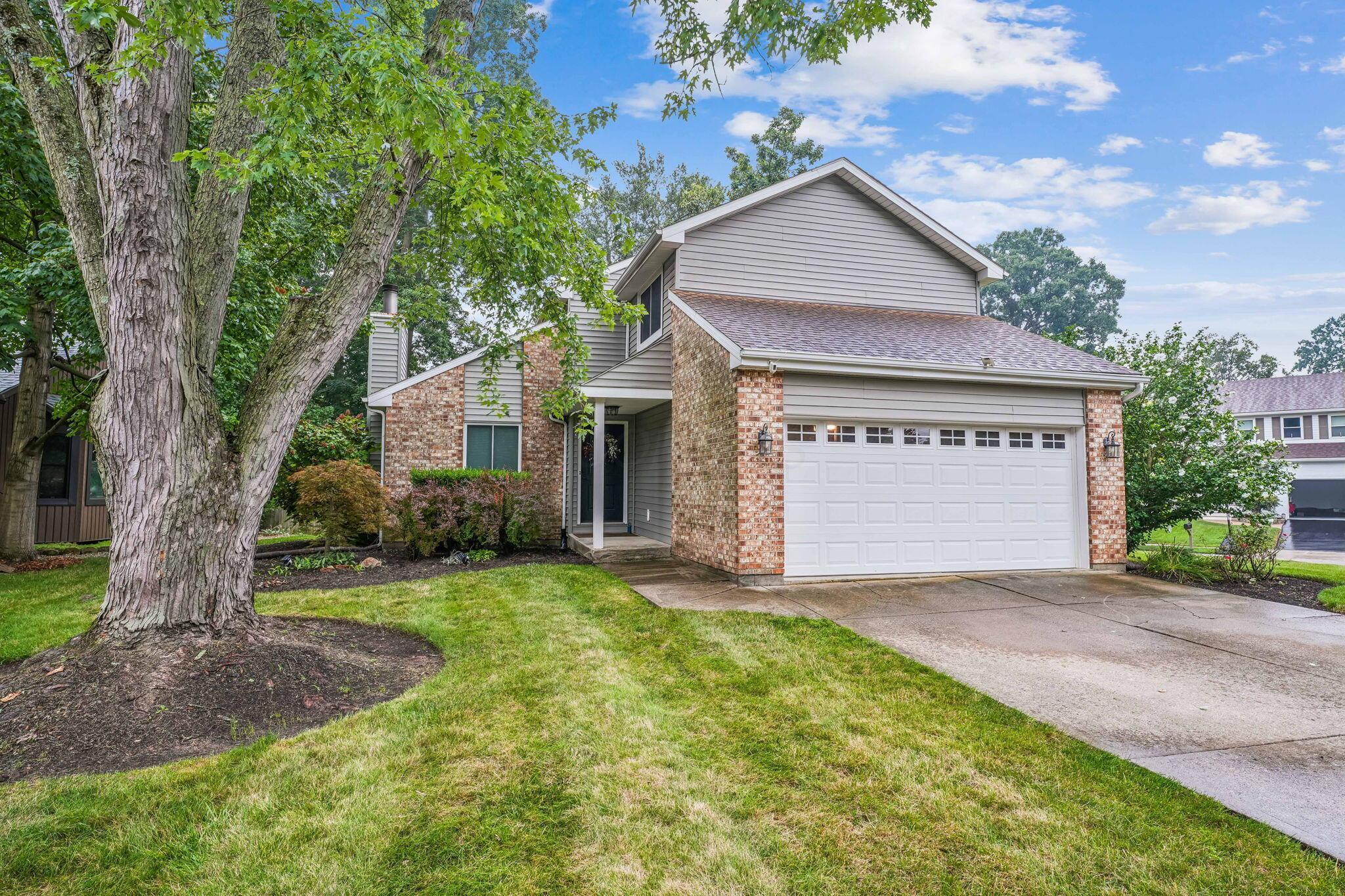 Property Photo: 2337 Worthingwoods Boulevard OH 43065