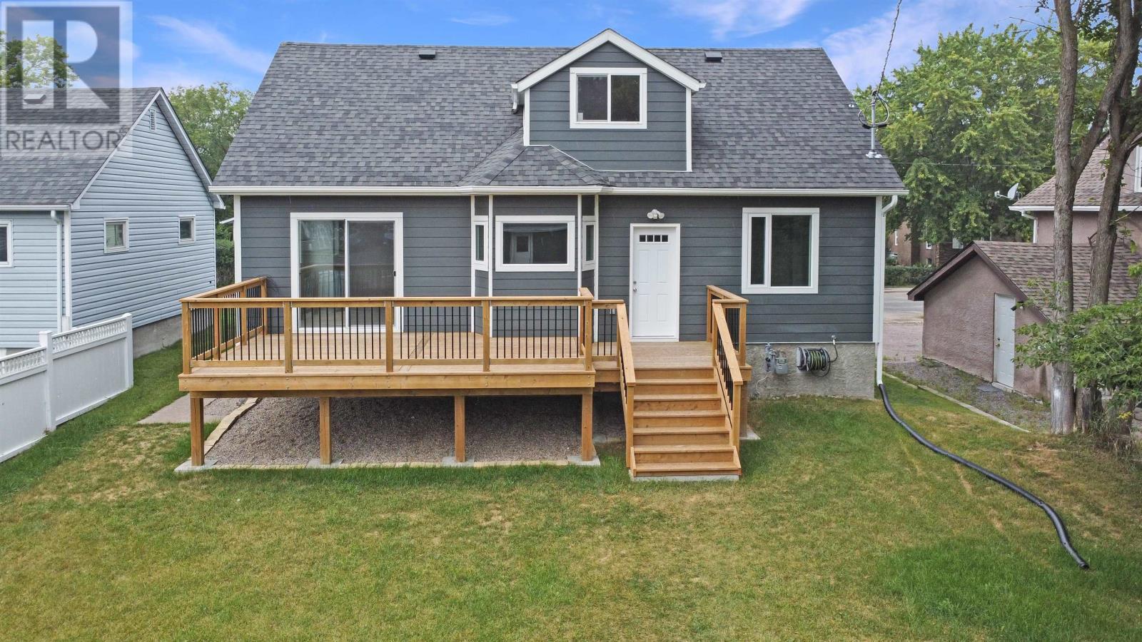 Property Photo:  27 Rupert Rd  ON P9N 3B6 