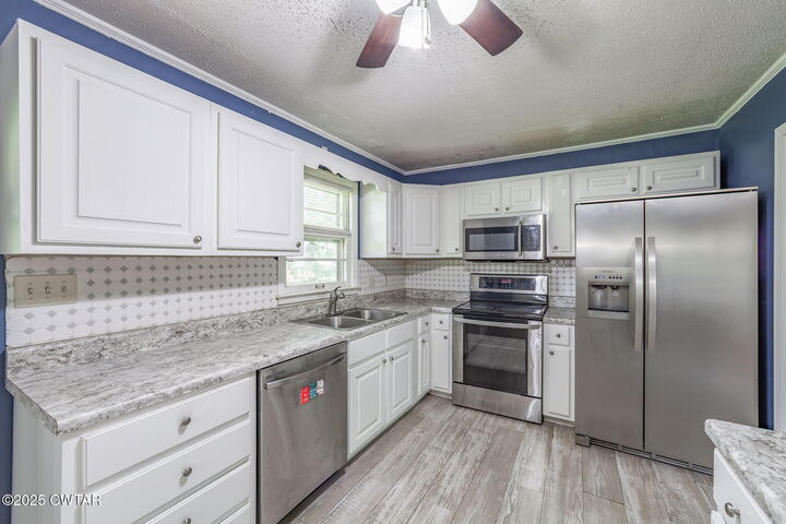 Property Photo: 60 Villa Drive TN 38301
