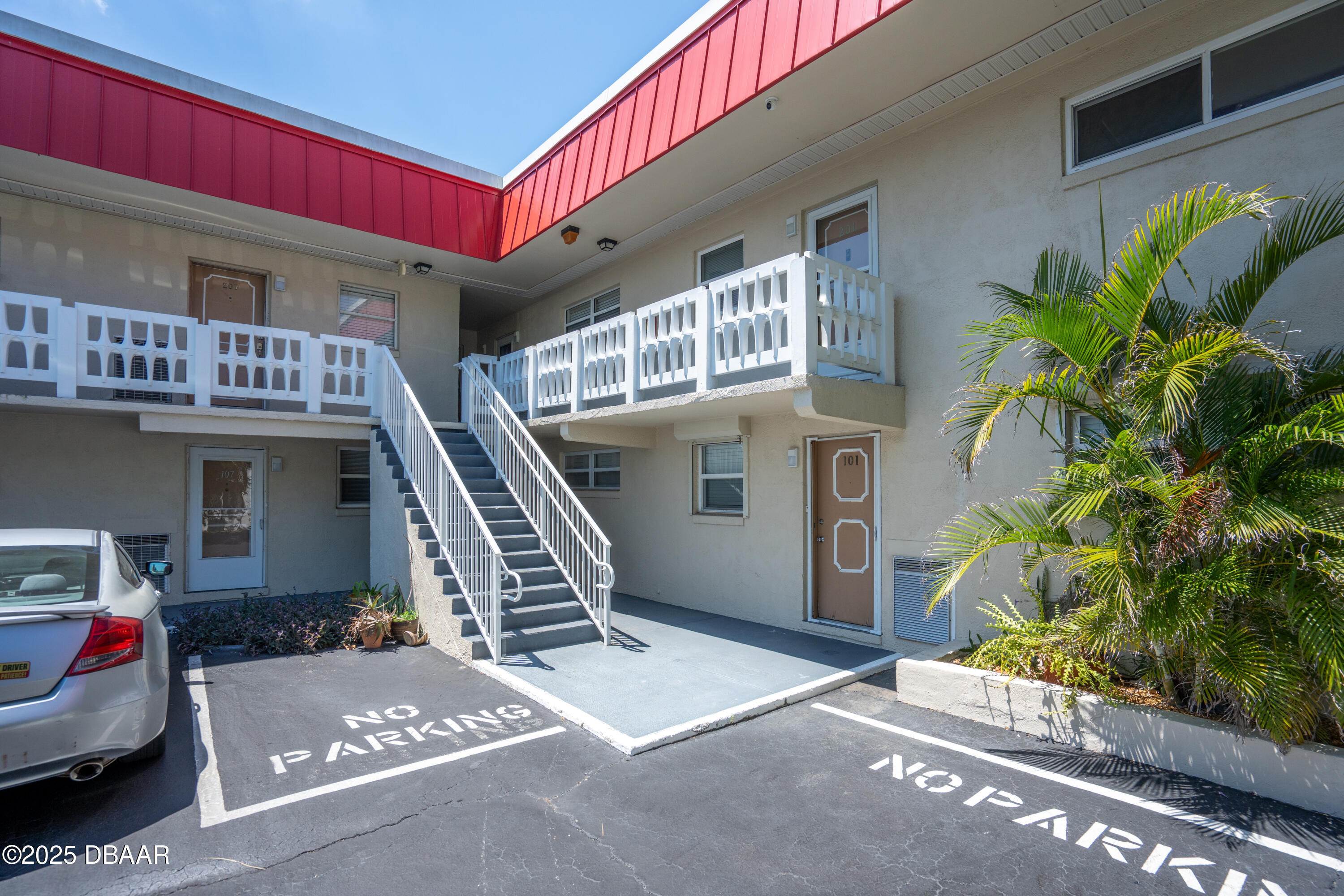 2901 N Halifax Avenue 205  Daytona Beach FL 32118 photo