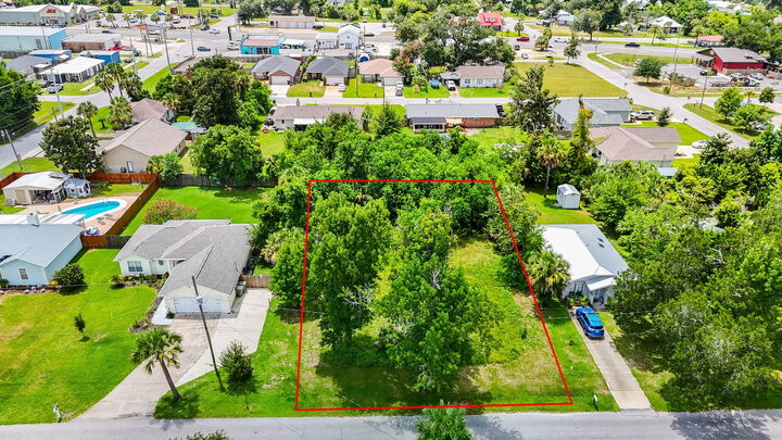 Property Photo: 408 Michigan Avenue FL 32444