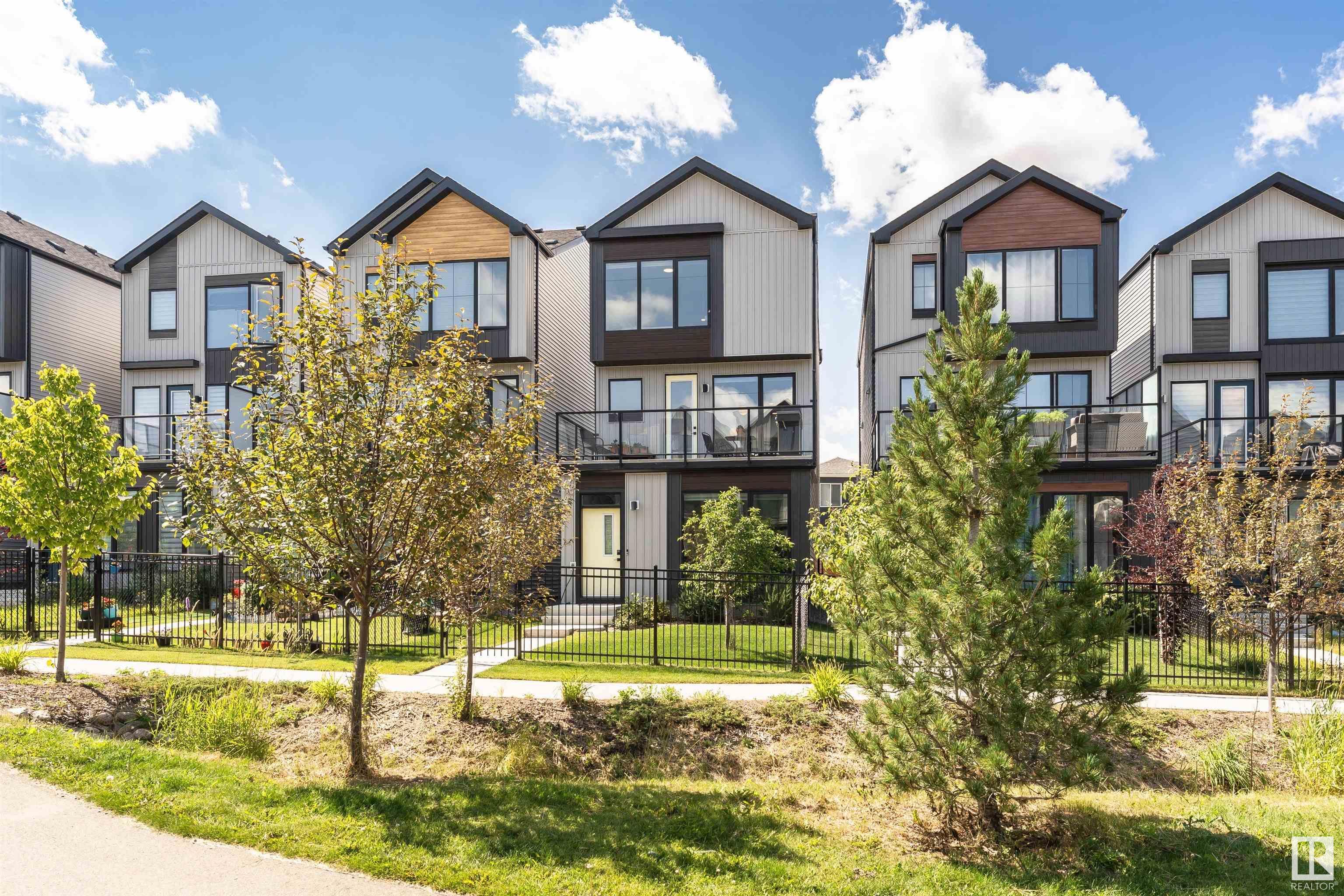 Property Photo: 451 39 Street SW AB T6X 2X9