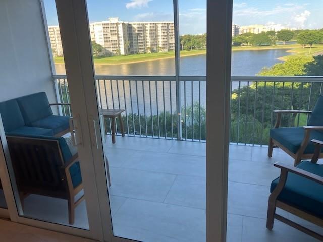 Property Photo:  3051 N Course Dr 601  FL 33069 