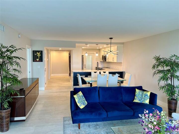 Property Photo:  3051 N Course Dr 601  FL 33069 