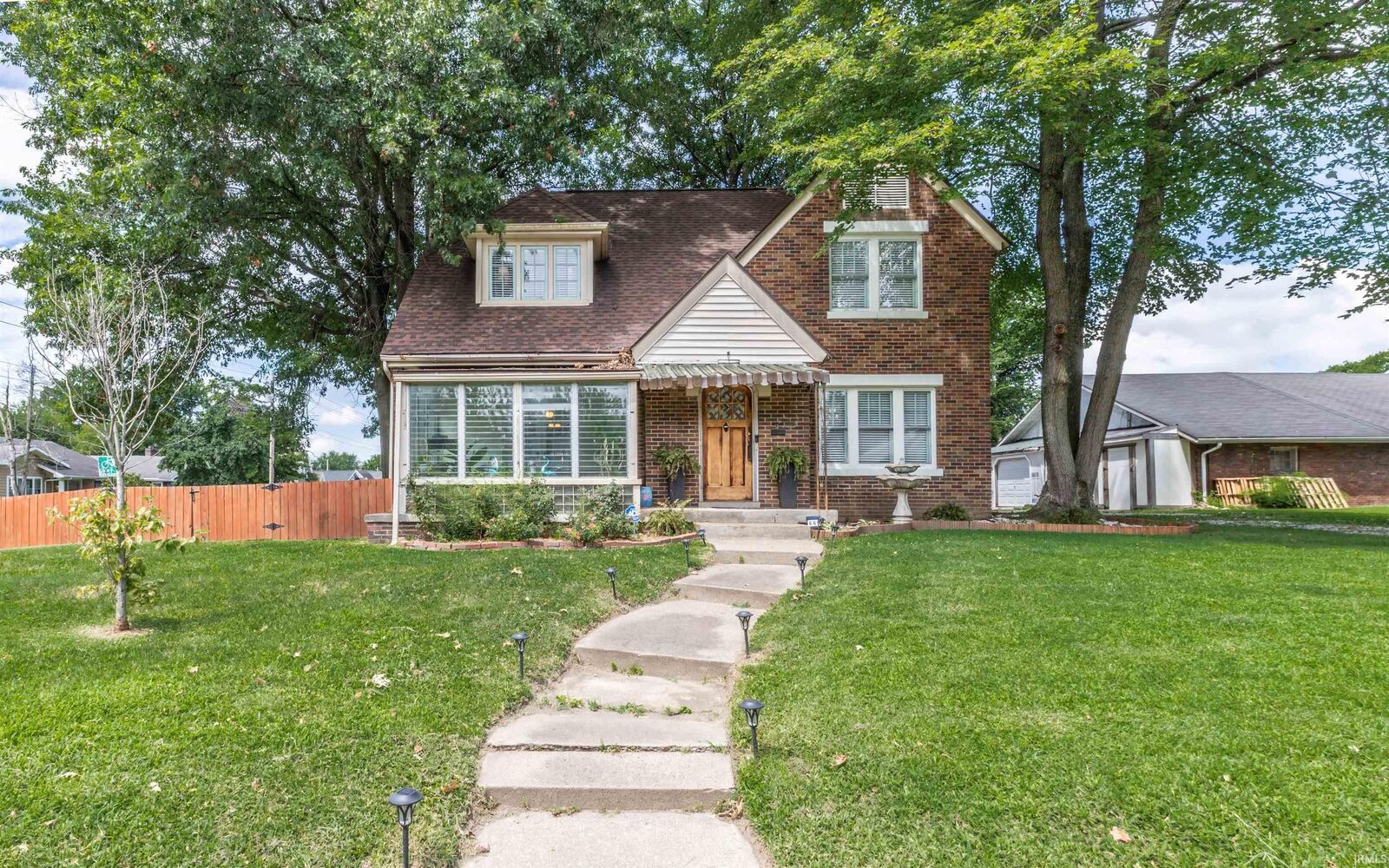 Property Photo:  665 S Kentucky Avenue  IN 47714 