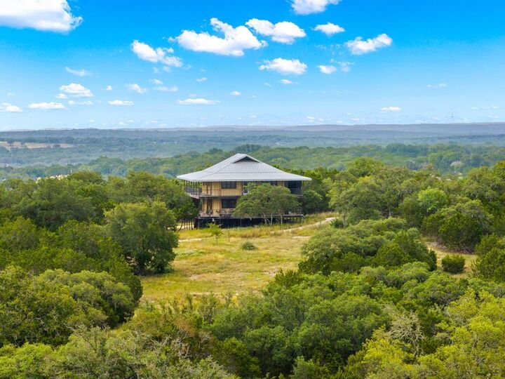 Property Photo:  123 W Northridge Dr  TX 78058 