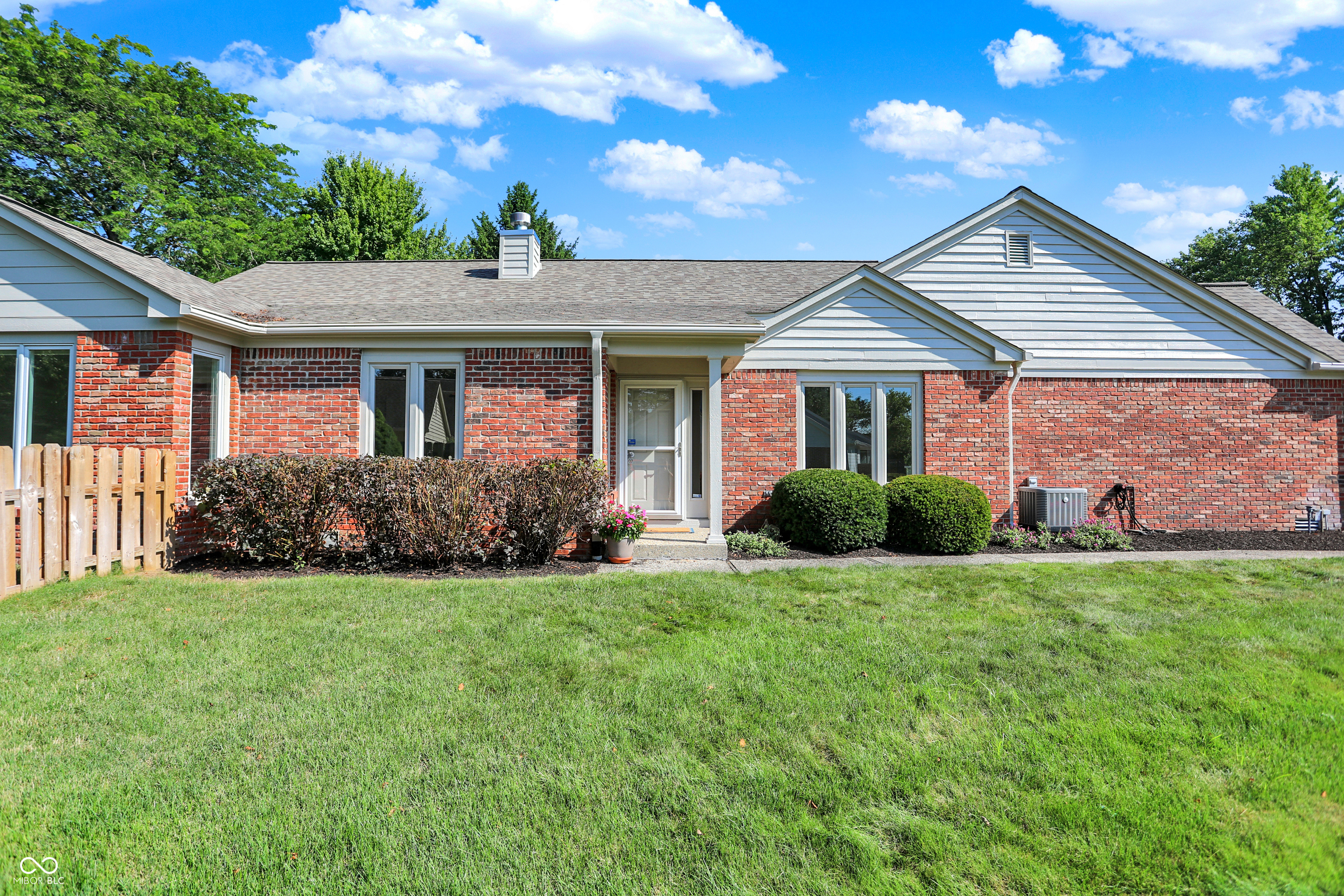 Property Photo: 5012 Colfax Circle IN 46033