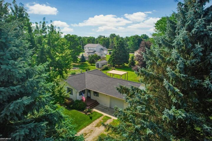 Property Photo: 655 W Davison Lake Road MI 48371