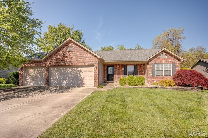 2527 Gecko Drive  Maryville IL 62062 photo