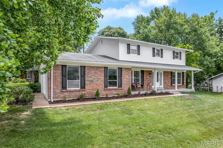 Property Photo: 5 Rebecca Court MO 63301