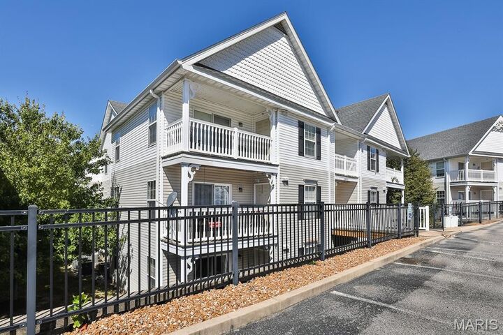 2470 Lampong Drive 200B  St Louis MO 63125 photo