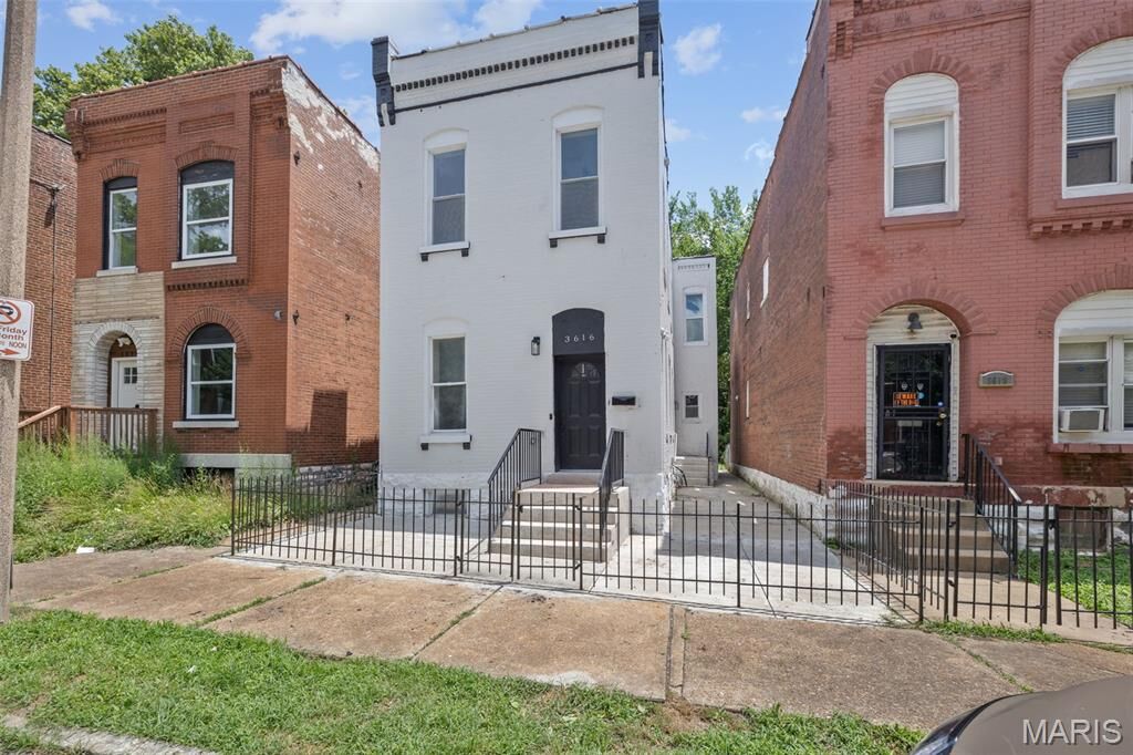 Property Photo: 3616 Iowa Avenue MO 63118