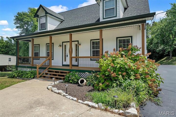 Property Photo:  104 Miller Drive  MO 63026 