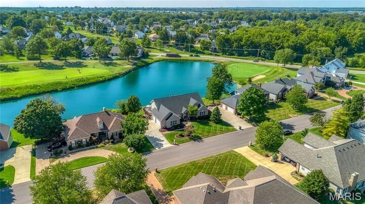 Property Photo:  862 Whitmoor Drive  MO 63304 