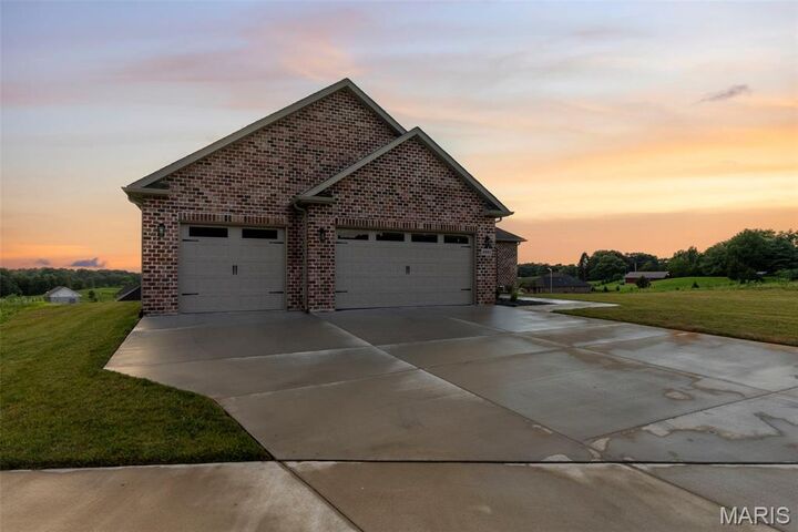 Property Photo: 4521 Doe Run MO 63701